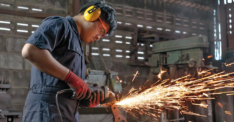 Sourcing & Manufacturing in India: An Introduction